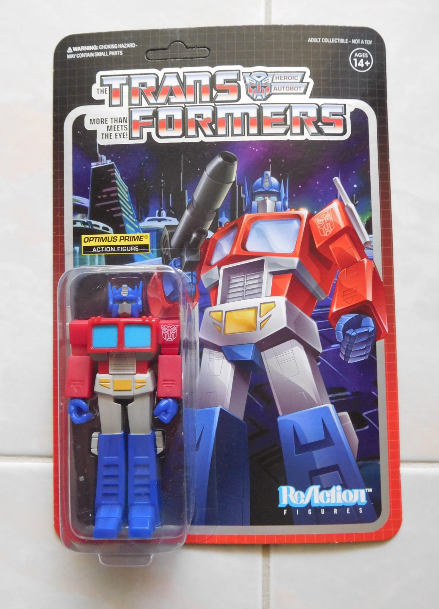 Transformers Super 7 Optimus Prime Reactions Figures – Collector's Edge ...