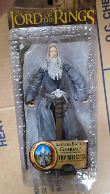 Lord of the Rings : The Two Towers Balrog Battle Gandalf Epic Trilogy Edition Action Figure