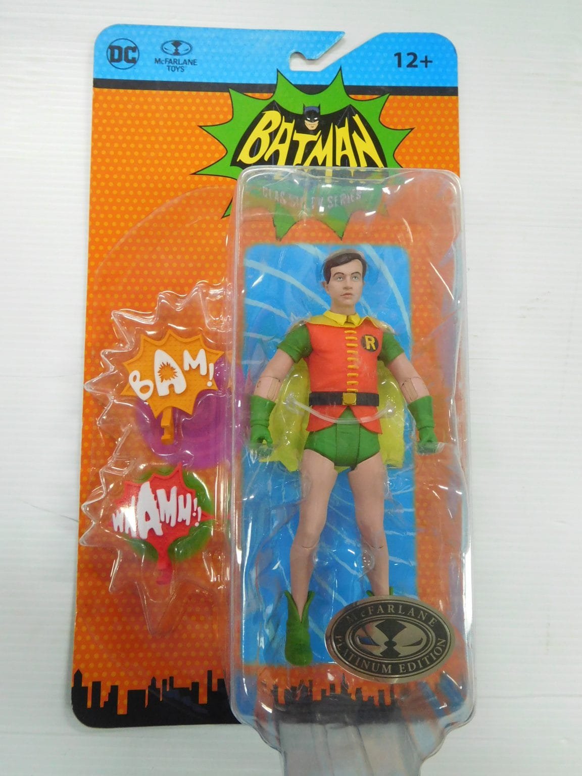 McFarlane Toys- Batman (1966) – Robin 6″ Action Figure Variant