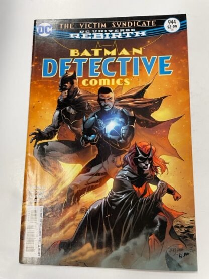 Detective Comics    #944   FN/VF