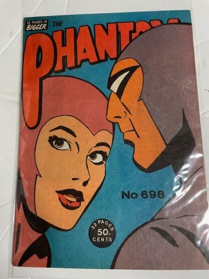 Phantom   #698   FN/VF