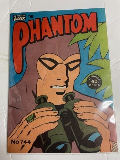 Phantom   #744   VF